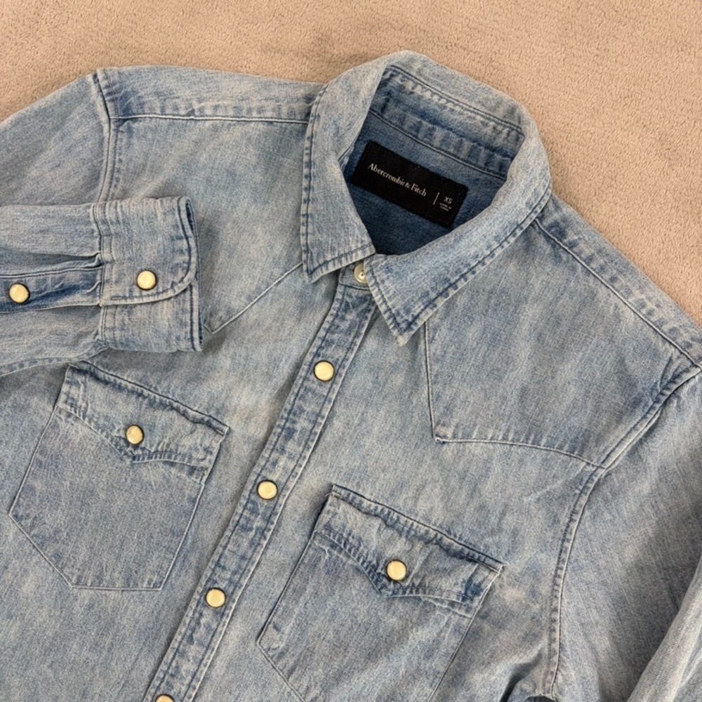 Abercrombie & Fitch Pearl Snap Western Denim Shirt in Blue Fade Wash Men XS Y2K